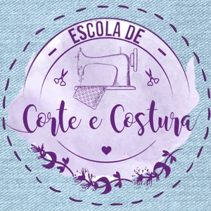 Curso de Corte e Costura Funciona? Sim, Curso de Corte e Costura funciona. O curso abrange tudo, do absoluto zero, o que significa que é adequado para iniciantes que não possuem conhecimento prévio em corte e costura. Ele promete ensinar as técnicas mais atuais de corte e costura, o que é um ponto positivo para quem deseja aprender práticas modernas e eficientes. Curso de Corte e Costura Vale a Pena? Sim, Curso de Corte e Costura vale a pena. Todas as aulas foram pensadas e desenvolvidas de forma minuciosa para que você aprenda tudo e se torne uma verdadeira especialista em CORTE E COSTURA, mesmo que esteja começando do zero.