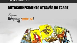 O Curso Tarot Master Funciona? Sim, o Curso Tarot Master funciona. Este é o curso completo de Tarot que contempla todas as cartas, tiragens e detalhes, e permite que o aluno se profissionalize e seja capaz de realizar consultas para amigos e clientes bem como para si mesmo através de uma leitura muito ampla e objetiva. O Curso Tarot Master Vale a Pena? Sim, o Curso Tarot Master vale a pena. O tarot é composto de cartas que representam os ciclos da vida, as fases e os aspectos psicológicos, emocionais e comportamentos que influenciam nos acontecimentos externos. Com o auxilio do tarot a jornada de autoconhecimento se torna muito mais clara pois fenômenos da vida passam a ser compreendidos através de uma ótica muito profunda.