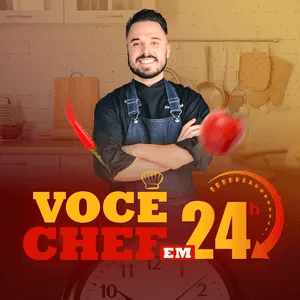 O Curso Você Chef em 24 Horas Funciona? Sim, o Curso Você Chef em 24 Horas funciona. O curso tem como objetivo ensinar os alunos a cozinhar de forma eficiente, do básico ao avançado, usando técnicas gastronômicas que podem ser aplicadas em casa. Ele enfatiza a importância de cozinhar comida de verdade, economizar tempo e dinheiro, e melhorar a saúde. O curso oferecer mais de 250 aulas práticas que abrangem vários aspectos da culinária, desde técnicas de preparação de alimentos até dicas de compras no supermercado, uso de utensílios de cozinha, combinação de temperos e cozinhar corretamente ingredientes. Também inclui vídeos que podem ser assistidos no celular enquanto você cozinha. O Curso Você Chef em 24 Horas Vale a Pena? Sim, o Curso Você Chef em 24 Horas vale a pena. O curso oferece consultorias semanais ao vivo com o chef Davi Laranjeira, onde os alunos podem tirar dúvidas, testar novas receitas e obter orientações adicionais. 