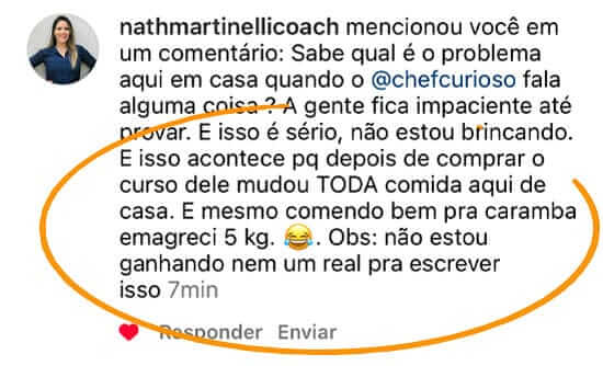 O Curso Você Chef em 24 Horas Funciona? Sim, o Curso Você Chef em 24 Horas funciona. O curso tem como objetivo ensinar os alunos a cozinhar de forma eficiente, do básico ao avançado, usando técnicas gastronômicas que podem ser aplicadas em casa. Ele enfatiza a importância de cozinhar comida de verdade, economizar tempo e dinheiro, e melhorar a saúde. O curso oferecer mais de 250 aulas práticas que abrangem vários aspectos da culinária, desde técnicas de preparação de alimentos até dicas de compras no supermercado, uso de utensílios de cozinha, combinação de temperos e cozinhar corretamente ingredientes. Também inclui vídeos que podem ser assistidos no celular enquanto você cozinha. O Curso Você Chef em 24 Horas Vale a Pena? Sim, o Curso Você Chef em 24 Horas vale a pena. O curso oferece consultorias semanais ao vivo com o chef Davi Laranjeira, onde os alunos podem tirar dúvidas, testar novas receitas e obter orientações adicionais. 