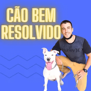 O Treinamento Cão Bem Resolvido Funciona? Sim, o Treinamento Cão Bem Resolvido funciona. O curso abrange vários aspectos do comportamento canino, desde a educação básica até a correção de problemas comportamentais. O que significa que o treinamento pode ser bastante abrangente, abordando diferentes estágios do desenvolvimento do cachorro. Além disso, a menção de ensinar como educar um cachorro desde cedo destaca a importância do treinamento precoce para desenvolver um comportamento desejado. O curso inclui informações sobre a socialização, comandos básicos e boas práticas para garantir que o cão cresça bem-educado. O Treinamento Cão Bem Resolvido Vale a Pena? Sim, o Treinamento Cão Bem Resolvido vale a pena. O curso vai te ajudar a corrigir qualquer problema comportamental de forma positiva, mas seria interessante conhecer mais detalhes sobre os métodos específicos utilizados no curso. Métodos de treinamento positivos e baseados em recompensas geralmente são mais eficazes e éticos. Para quem o Treinamento Cão Bem Resolvido é Bom? O curso parece ser destinado a proprietários de cães que desejam um relacionamento mais harmonioso com seus animais de estimação. Pode ser benéfico para aqueles que têm cães jovens ou mesmo para quem enfrenta desafios comportamentais com cães mais velhos.