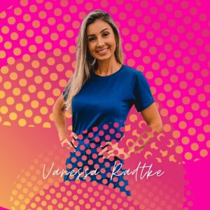 Quem é Vanessa Radtke? Descrição fornecida pelo autor: Vanessa Radtke, é uma expert com mais de 20 anos de experiência como Coach de bem-estar, emagrecimento, comportamento e terapeuta sistêmica. Construiu seu conhecimento na área de nutrição através de cursos, formações e especializações. Já participou de dezenas de congressos e treinamentos sobre saúde, nutrição e suplementação, no Brasil e ao redor do mundo. Através desse conhecimento desenvolveu o Método PED, um programa de emagrecimento e mudança de hábitos que já ajudou milhares de mulheres a transformarem o seu corpo e mudarem de vida.