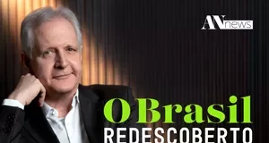 O Brasil Redescoberto Funciona? Sim, O Brasil Redescoberto funciona. O curso tem como objetivo oferecer uma abordagem mais crítica e aprofundada sobre a história da República, contrapondo-se à visão tradicional e superficial encontrada em muitos livros didáticos. O criador do curso expressa a insatisfação com a forma como a história é comumente apresentada, descrevendo-a como mal contada, com ênfase em datas, nomes, heróis imaginários, bravatas inexistentes e imagens fantasiosas. O Brasil Redescoberto Vale a Pena? Sim, O Brasil Redescoberto vale a pena. A ênfase na necessidade de entender a origem do país para compreender a identidade nacional e direção futura demonstra que o curso vale a pena para aqueles que desejam compreender os verdadeiros fatos da história da República brasileira. Para quem O Brasil Redescoberto é Bom? Aqueles que desejam uma compreensão mais aprofundada e crítica da história da República brasileira; Estudantes; Profissionais da área; Qualquer pessoa interessada em explorar uma perspectiva mais rica e contextualizada sobre a formação e evolução do Brasil como uma república. 